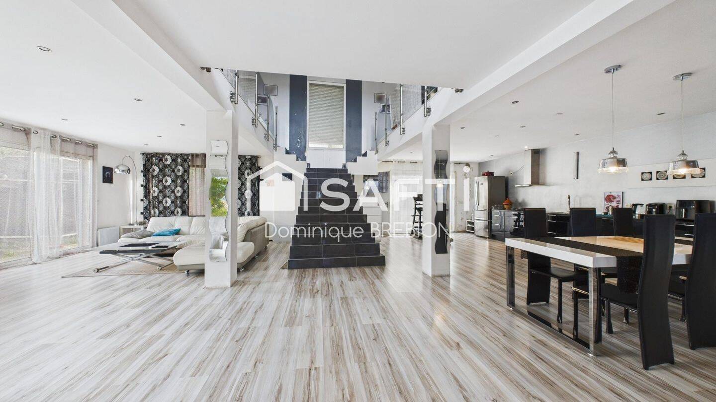 Maison à vendre, 212m², BEZIERS