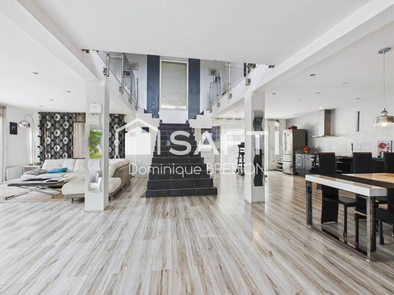 Maison à vendre, 212m², BEZIERS
