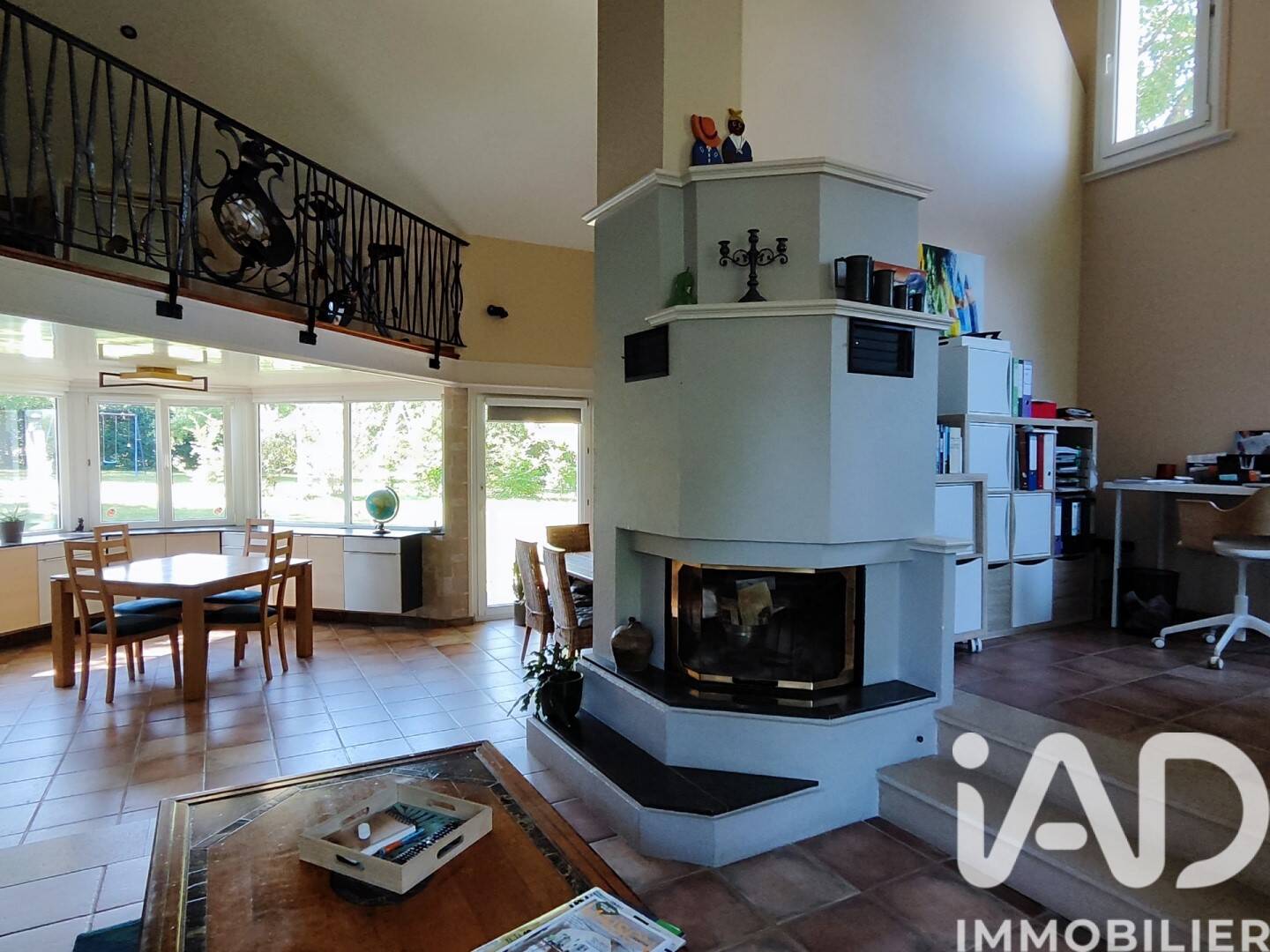 Maison à vendre, 161m², SAINT REMY SUR BUSSY