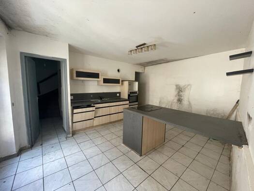 Maison à vendre 144 000 € 5 pièces 3 chambres 98 m² Brissac Quince 49320