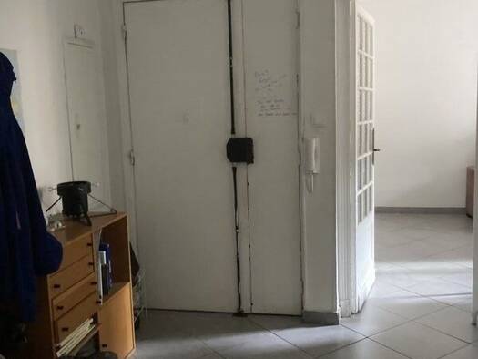 Appartement à louer 1 900 € 5 pièces 4 chambres 105 m² 2ème étage Marseille 1er arrondissement 13001