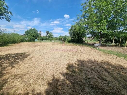 Terrain constructible à vendre 47 000 € 519 m² de terrain Lisle-sur-Tarn 81310