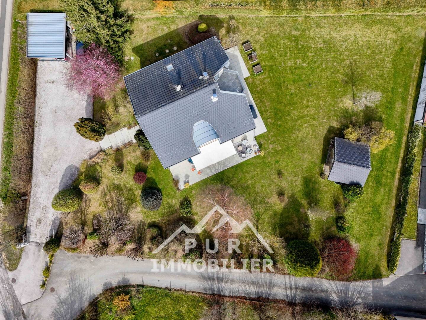 Maison à vendre, 206m², PERS JUSSY