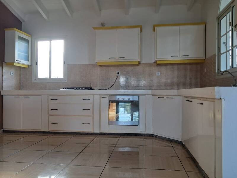 Maison à louer, 104m², CAPESTERRE BELLE EAU