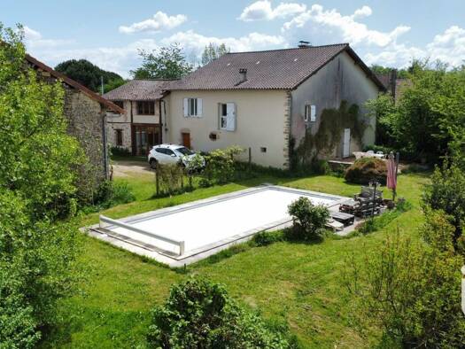 Maison à vendre 385 000 € 7 pièces 4 chambres 254 m² 1 506 m² de terrain Le Vigen 87110