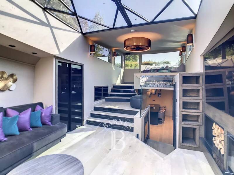 Maison à louer, 109m², PARIS 8E