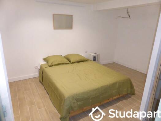 Appartement à louer 525 € 1 pièce 2 chambres 13 m² RDC Arbonne 64210