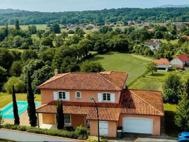 Maison à vendre, 191m², IDRON OUSSE SENDETS