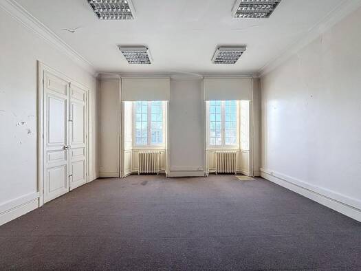 Appartement à vendre 159 900 € 2 pièces 1 chambre 53,9 m² RDC/2 Centre Ville Lorient 56100