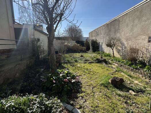 Maison à vendre 85 000 € 5 pièces 2 chambres 85 m² 320 m² de terrain Parc d'Entreprise-Brunehaut Calonne-Ricouart 62470