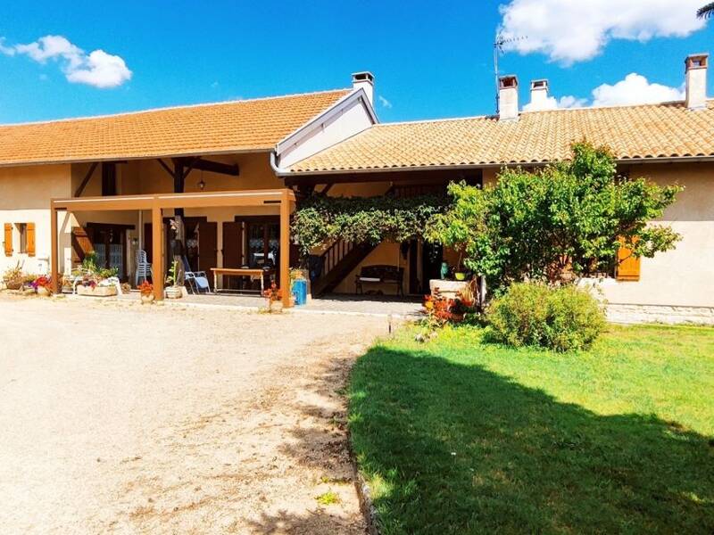Maison à vendre, 196m², SAINT CYR SUR MENTHON