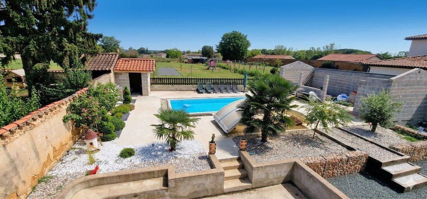 Maison à vendre, 132m², SAINT GEORGES DE RENEINS
