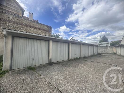 Parking à vendre 12 000 € 12,21 m² Montfermeil 93370