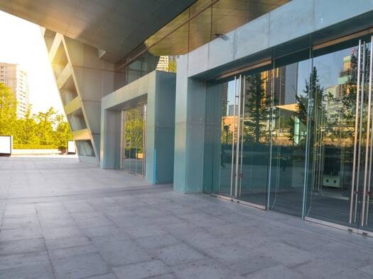 Local commercial à vendre 892 500 € 800 m² de surface de vente Saint-Martin-lez-Tatinghem 62500