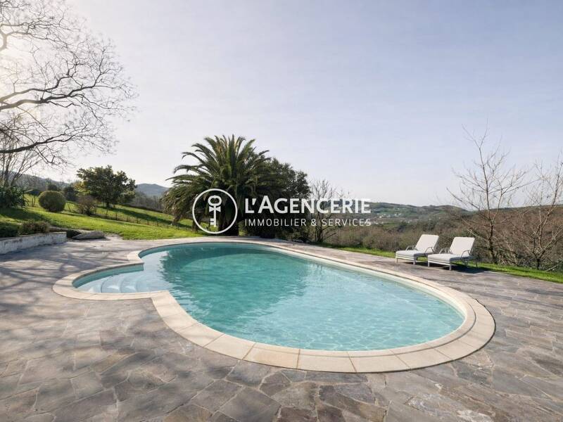 Maison à vendre, 133m², ESPELETTE