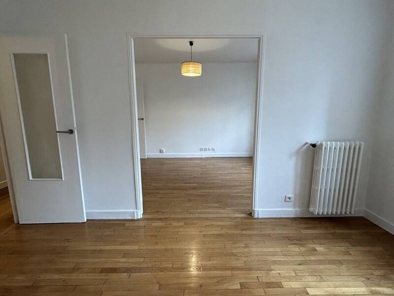 Maison à louer, 77m², PARIS 18E