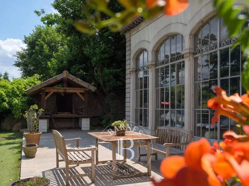 Maison à vendre, 366m², COLLONGES AU MONT D'OR