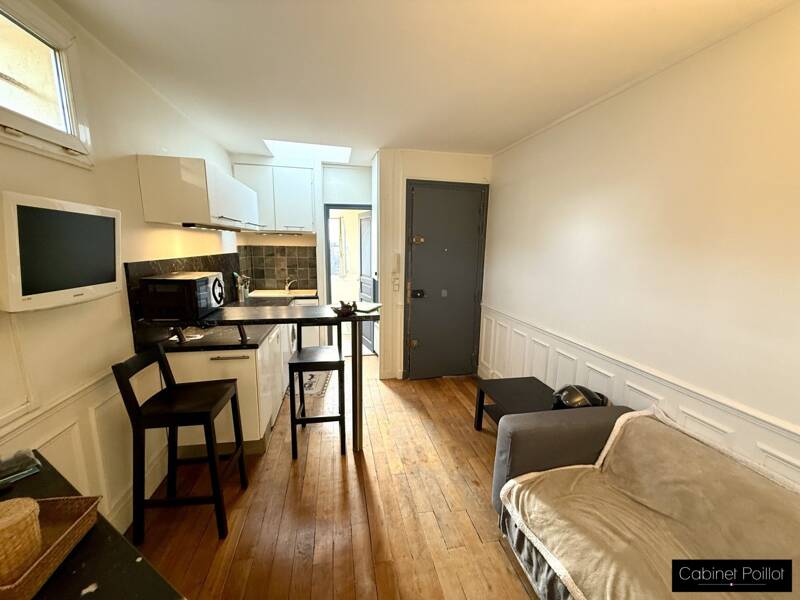 Maison à louer, 25m², PARIS 18E