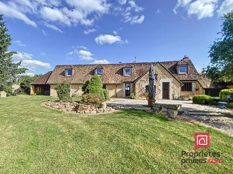 Maison à vendre, 160m², SAINT COSME EN VAIRAIS