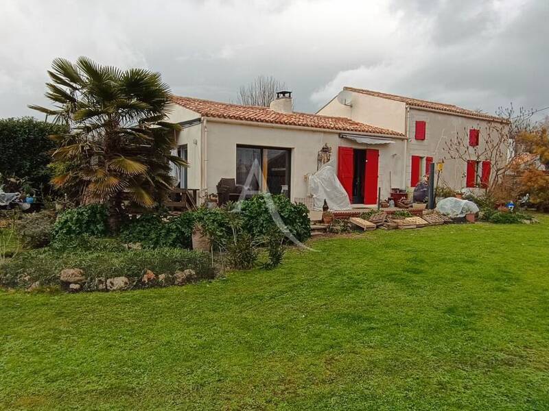 Maison à vendre, 121m², SAINT JUST LUZAC