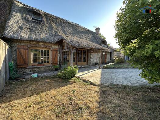 Maison à vendre 182 500 € 3 pièces 2 chambres 112,67 m² 560 m² de terrain Longny les Villages 61290
