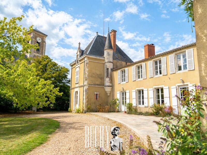 Maison à vendre, 488m², TALMONT SAINT HILAIRE