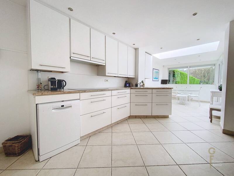 Maison à louer, 199m², HALLUIN