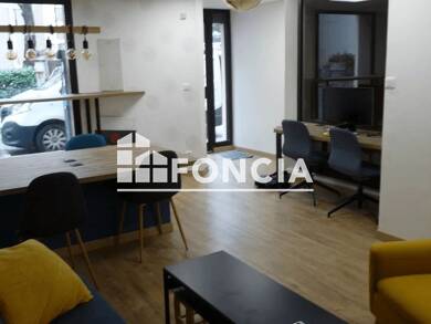 Local commercial à louer 610 € 37 m² de surface de vente Valence 26000