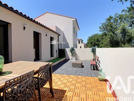 Maison de plain-pied à vendre 285 000 € 4 pièces 3 chambres 86 m² 213 m² de terrain Nord Thuir 66300