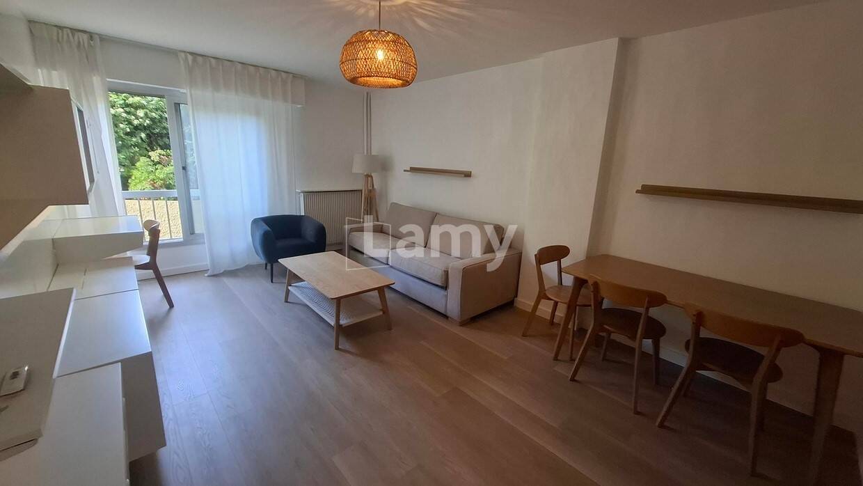 Maison à louer, 37m², BOURG LA REINE
