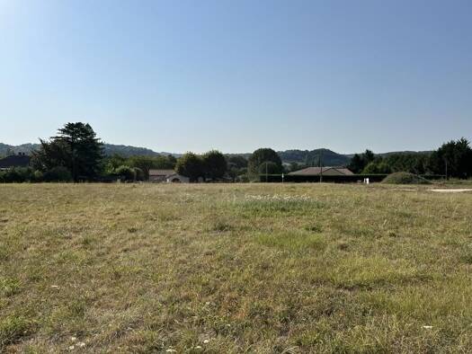Terrain constructible à vendre 45 311 € 2 021 m² de terrain Limeuil 24510