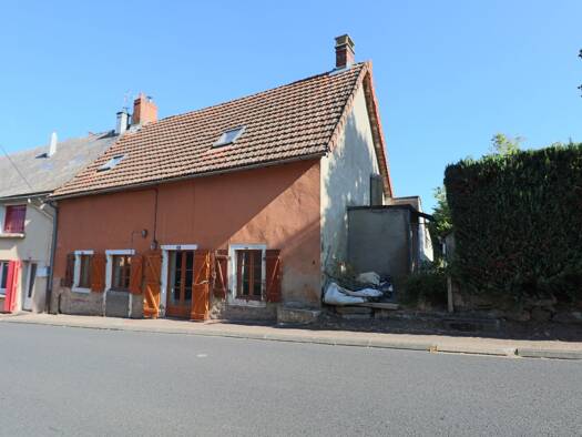 Maison à vendre 35 000 € 4 pièces 2 chambres 114 m² 313 m² de terrain Messeix 63750