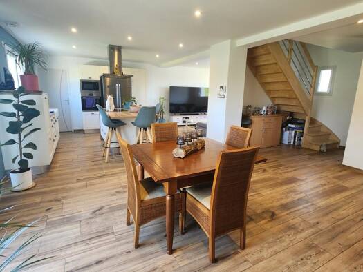 Maison à vendre 239 200 € 5 pièces 4 chambres 123 m² 567 m² de terrain Cormes 72400