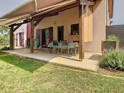 Villa à vendre 399 000 € 7 pièces 4 chambres 213 m² 2 700 m² de terrain Savigny 88130