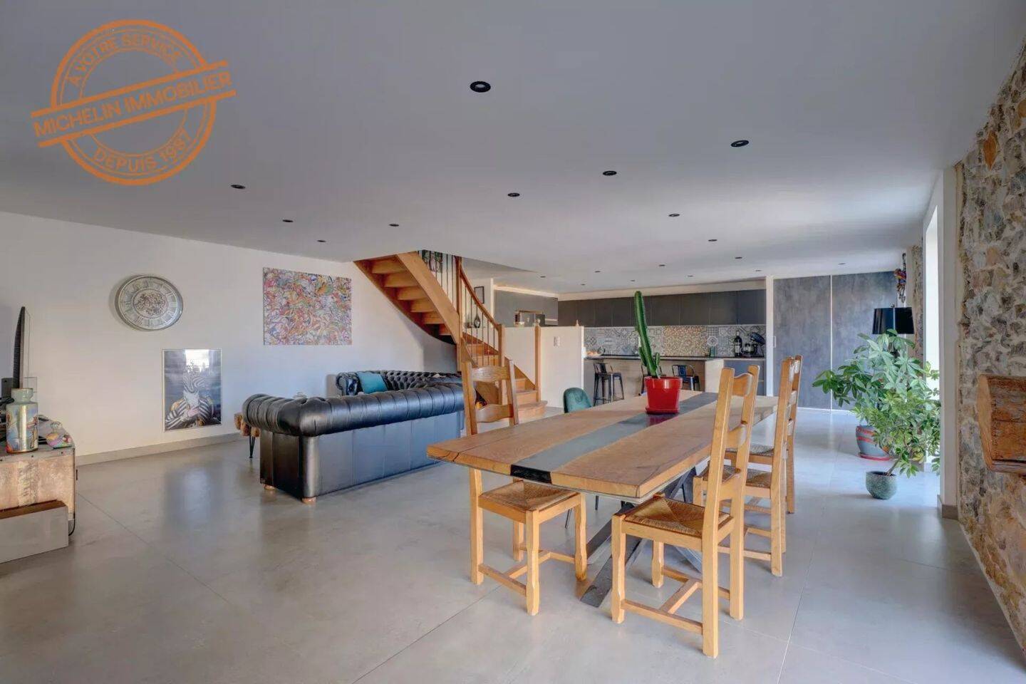 Maison à vendre, 278m², FLEURIEUX SUR L'ARBRESLE