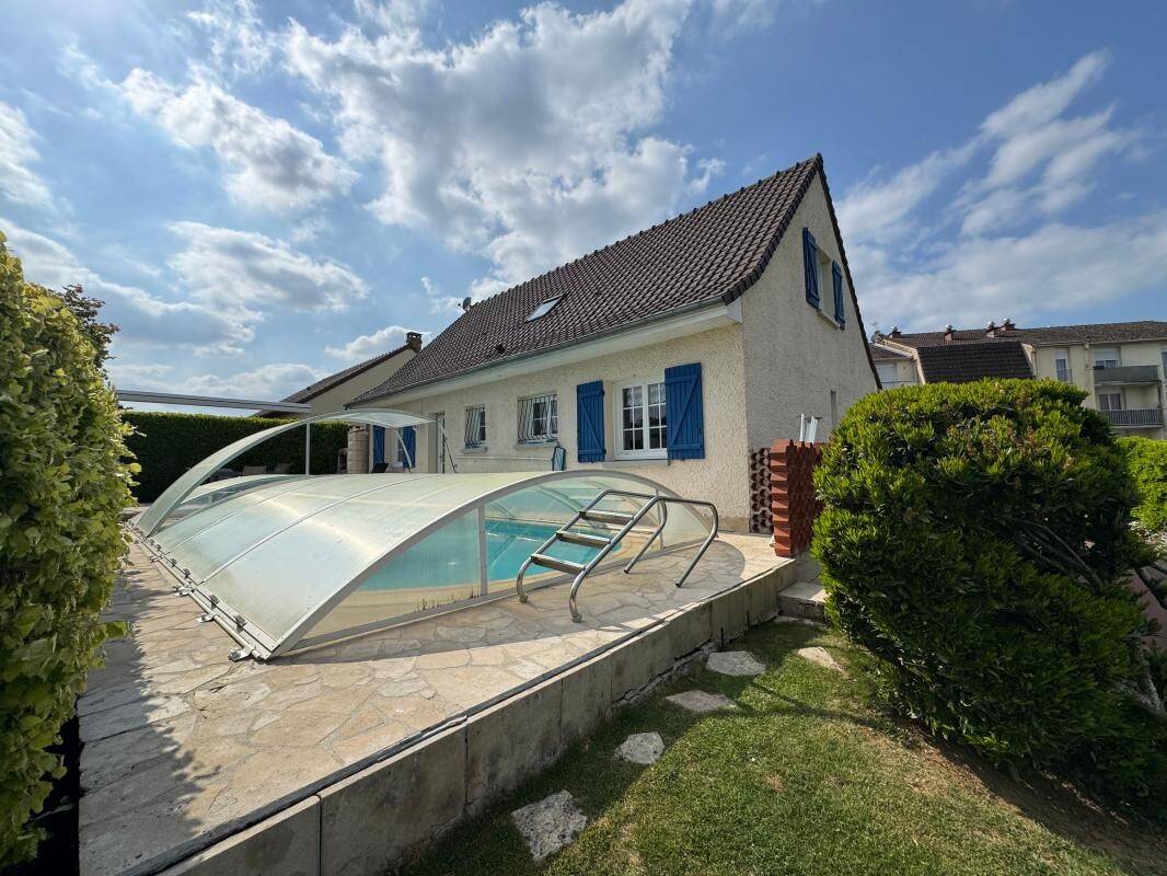 Maison à vendre, 130m², SAINT JUST EN CHAUSSEE
