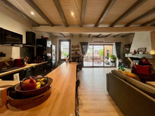 Appartement à vendre 119 900 € 3 pièces 2 chambres 85 m² 1er étage Saint Etienne Villeneuve-sur-Lot 47300