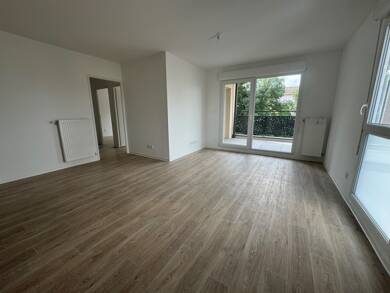 Appartement à louer 780 € 3 pièces 2 chambres 61 m² 2ème étage Nord Jassans Riottier 01480