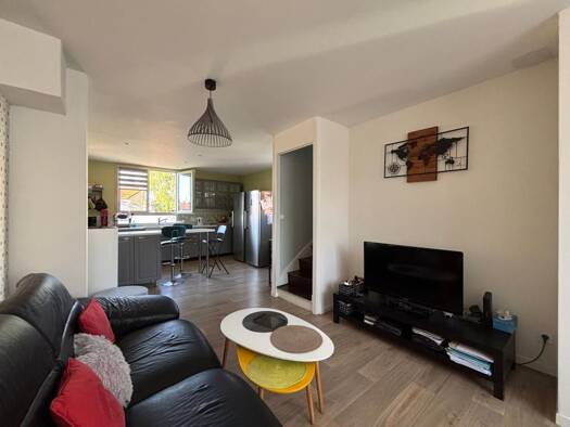 Maison à vendre 194 000 € 3 pièces 2 chambres 71 m² 346 m² de terrain Cormicy 51220