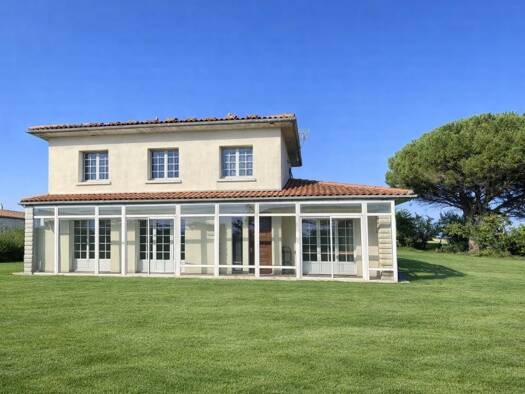 Maison à vendre 210 525 € 5 pièces 3 chambres 120 m² 4 700 m² de terrain Chenac-Saint-Seurin-d'Uzet 17120