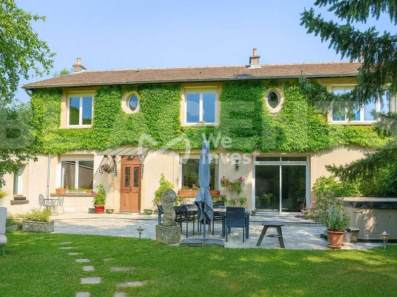 Maison à vendre, 240m², LES ESSARTS LE ROI