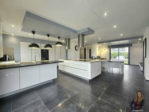 Maison à vendre 425 000 € 6 pièces 4 chambres 140 m² Routes de Metz Thionville (Ouest) Maizières-lès-Metz 57280