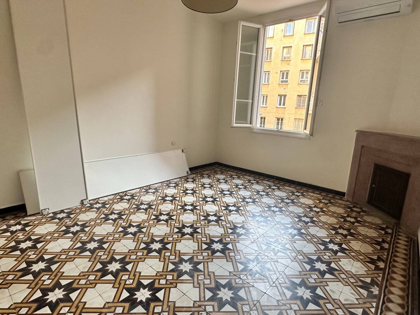 Maison à louer, 0m², AJACCIO