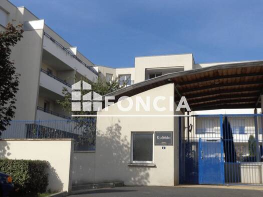 Appartement à louer 650 € 3 pièces 2 chambres 64,5 m² RDC Saint Eloi-Touffenet-Breuil-Mingot Poitiers 86000