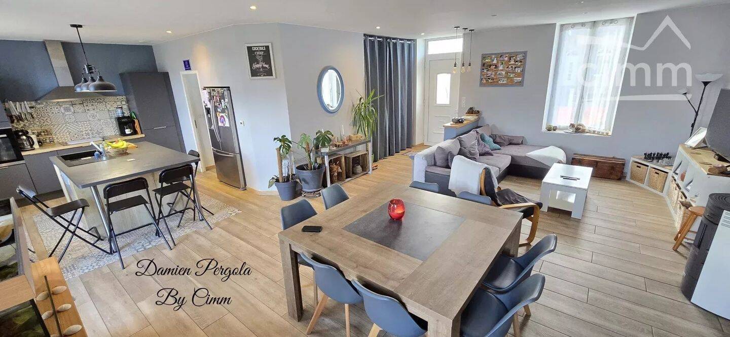 Maison à vendre, 110m², MONTIGNAC
