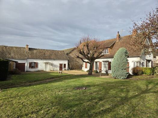 Maison à vendre 259 000 € 5 pièces 3 chambres 101 m² 1 109 m² de terrain Longnes 78980