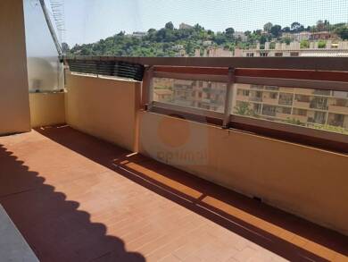 Appartement à vendre 370 000 € 3 pièces 2 chambres 77 m² Étage 6/7 Menton 06500