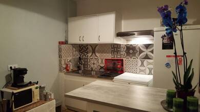 Appartement à louer 450 € 2 pièces 1 chambre 42 m² Étage 1/3 Les Mees 04190