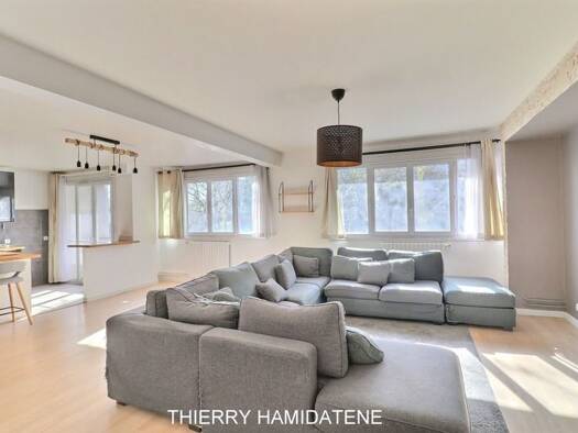 Appartement à vendre 297 000 € 4 pièces 3 chambres 115 m² Étage 1/12 Centre Ville-Basilique Argenteuil 95100
