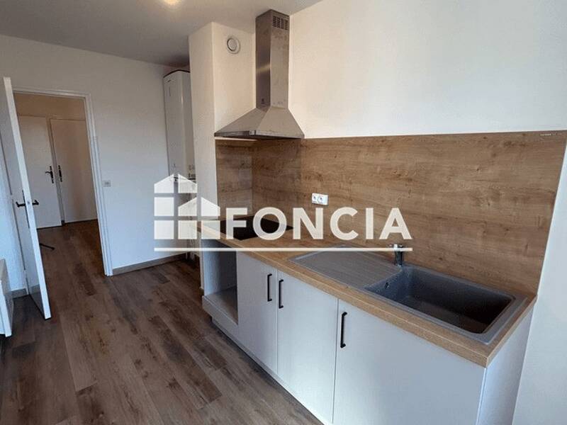 Maison à louer, 74m², CARQUEIRANNE